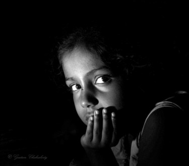 Photographie intitulée "Light & Shadow!" par Goutam Chakraborty, Œuvre d'art originale
