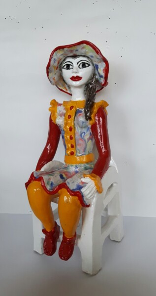 Skulptur mit dem Titel "LILA" von Lucie Gouttebelle, Original-Kunstwerk, Keramik