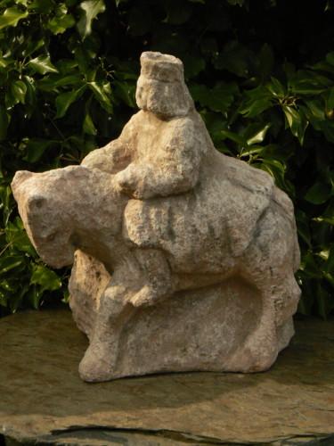 Sculpture titled "ROI GRADLON" by Venner Fanch, Original Artwork, Stone