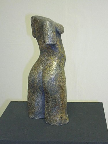Sculpture titled "Nudino" by Grazia Gravina, Original Artwork