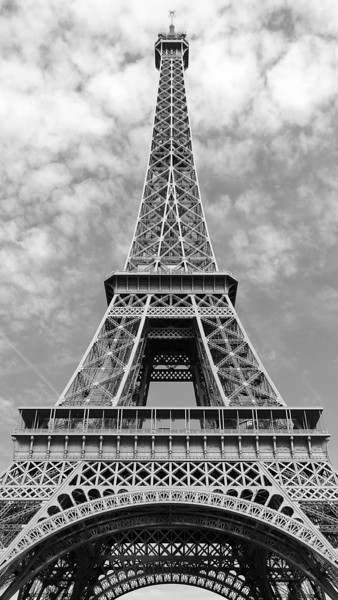 Photographie intitulée "Tour Eiffel V" par Grégory Lejeune, Œuvre d'art originale