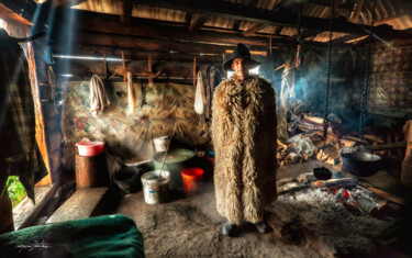 Fotografia intitulada "The Proud Shepherd" por Grigore Roibu, Obras de arte originais, Fotografia digital