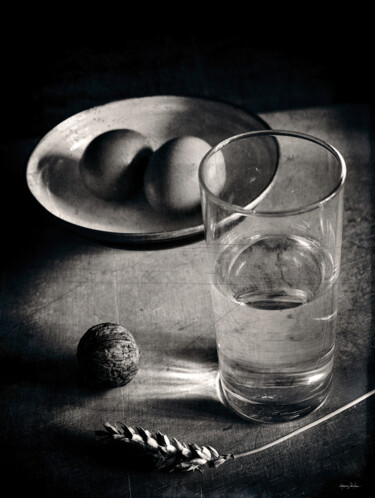 Fotografia zatytułowany „Still life with sym…” autorstwa Grigore Roibu, Oryginalna praca, Cyfrowy wydruk