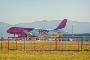 Fotografie mit dem Titel "WizzAir01" von Citellus, Original-Kunstwerk, Digitale Fotografie