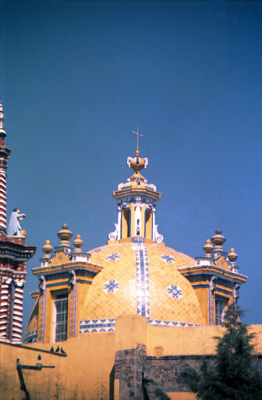 Fotografia intitolato "Cholula, México. Ig…" da Guillermo Aurelio Barón Cabut, Opera d'arte originale