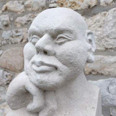 Sculpture titled "street philosopher" by Günter Hubert Winterscheid, Original Artwork, Stone