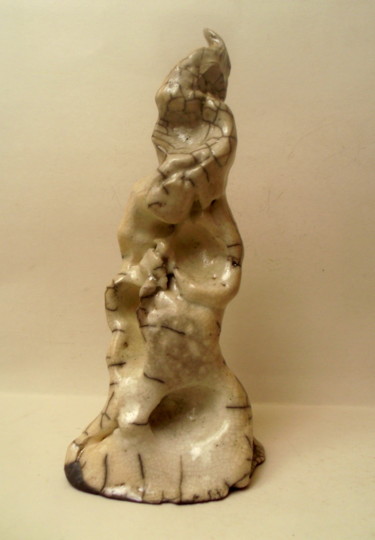 Sculpture titled "Mégalithe sorcier c…" by Guenzone, Original Artwork, Ceramics