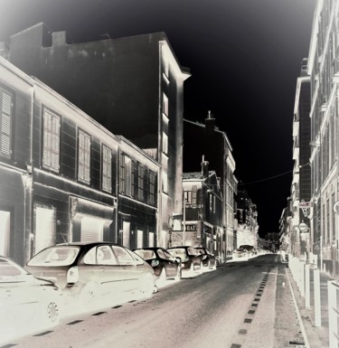 Photographie intitulée "Rue du boum" par Guillaume Vincent, Œuvre d'art originale, Photographie manipulée