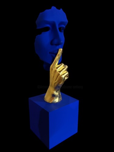 Sculpture titled "Gold Fingers - Bleu…" by Guillaume Anthony, Original Artwork, Acrylic