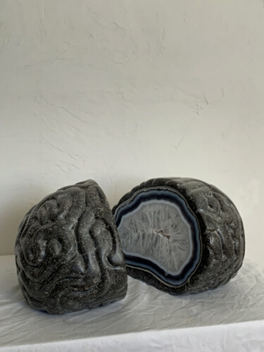 雕塑 标题为“Pierre de la folie” 由Guillaume Cochinaire, 原创艺术品, 石
