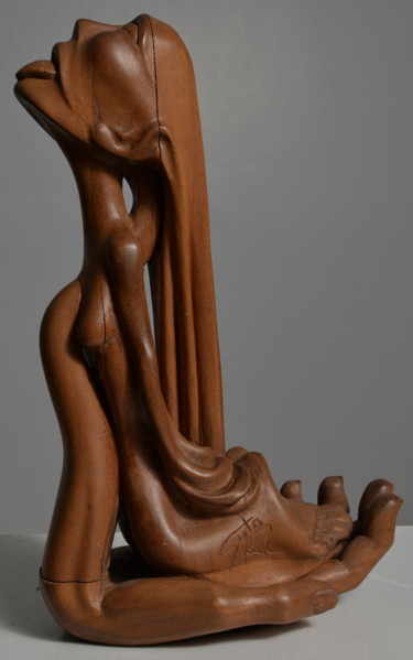 Sculpture titled "Palavra Mal Dita" by Guto Rubin, Original Artwork, Wood