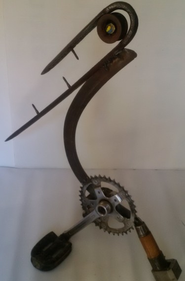 Sculpture titled "L'oiseau véloce" by Guy Romedenne, Original Artwork, Metals