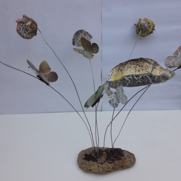 雕塑 标题为“Fleurs et papillons” 由Guy Romedenne, 原创艺术品, 塑料