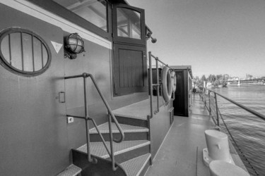 Photographie intitulée "Bateau sur la Seine" par Guy Link, Œuvre d'art originale, Photographie numérique