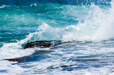 Photography titled "Wave Action" by Gwendolyn Roth, Original Artwork, Non Manipulated Photography