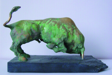 Sculpture titled "Stier" by Gyunay Aliev, Original Artwork, Bronze