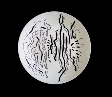 Design titled "ASSIETTE DÉCORÉE N°…" by Hakan Portakal, Original Artwork, Table art