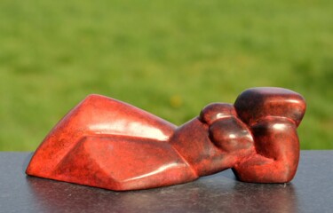 Skulptur mit dem Titel "Waiting for the sun" von Hanneke Pereboom, Original-Kunstwerk, Harz