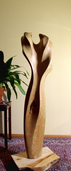 Skulptur mit dem Titel "faun" von Flos, Original-Kunstwerk, Holz