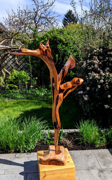 Sculpture titled "Non-Conceptual Form…" by Flos, Original Artwork, Wood