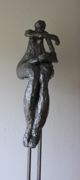 Sculpture intitulée "Protection rapproch…" par S Eymond Laritaz, Œuvre d'art originale, Plâtre