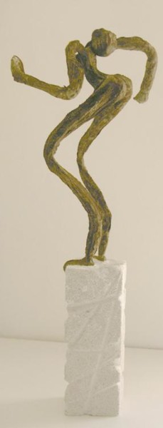 Sculpture intitulée "Espoir naîssant" par S Eymond Laritaz, Œuvre d'art originale, Plâtre