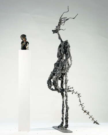 Sculpture titled "One of the sculptur…" by Hasan Cingiz, Original Artwork, Spray paint
