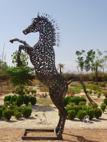 Sculpture titled "Sculpture Cheval ca…" by Hassan Laamirat, Original Artwork, Metals
