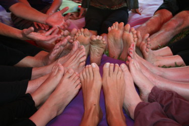 Photography titled "Feet Meet" by Heart Art Rebecca, Original Artwork