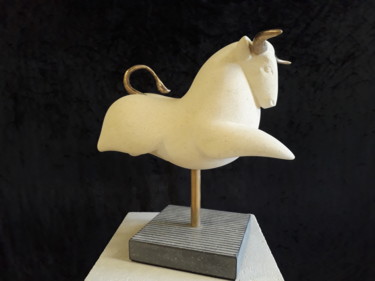 Sculptuur getiteld "Taureau" door Hector Bouchet, Origineel Kunstwerk, Steen