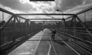 Fotografie mit dem Titel "Manhattan Bridge, N…" von Heinz Baade, Original-Kunstwerk