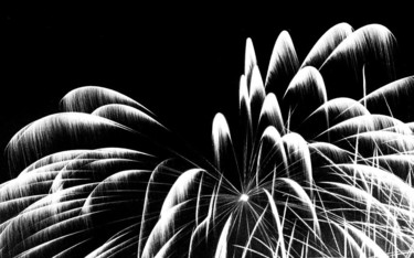Fotografie mit dem Titel "Fireworks, New Year…" von Heinz Baade, Original-Kunstwerk