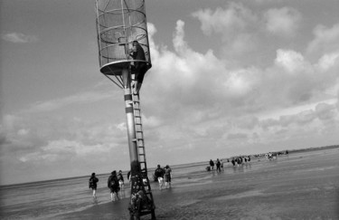 Fotografie mit dem Titel "At the North Sea co…" von Heinz Baade, Original-Kunstwerk
