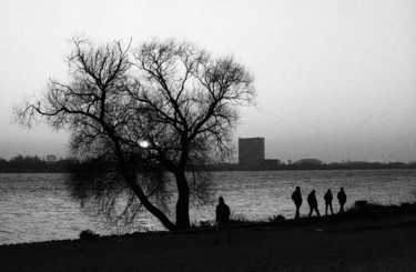 Fotografie mit dem Titel "River Elbe, Hamburg…" von Heinz Baade, Original-Kunstwerk