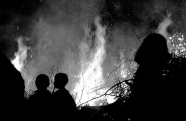 Fotografie mit dem Titel "19. "Spring fire" -…" von Heinz Baade, Original-Kunstwerk