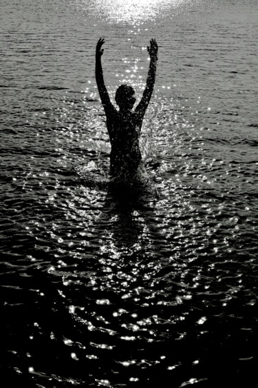 Fotografie getiteld "Waterdance in the s…" door Hekography, Origineel Kunstwerk