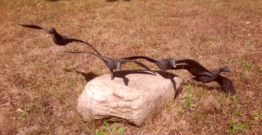Skulptur mit dem Titel "Fliegende Enten von…" von Helen Grosswart, Original-Kunstwerk, Gemischte Medien
