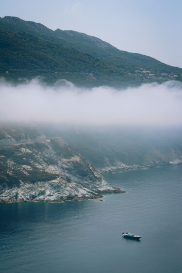 Photography titled "CLOUD LINE" by Hélène Le Goff, Original Artwork, Digital Photography