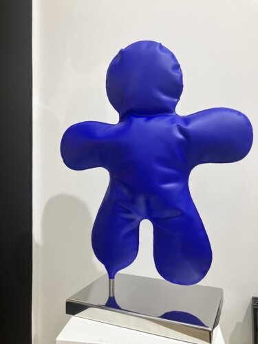 Sculpture intitulée "Petit bonhomme bleu…" par Henri Iglesis, Œuvre d'art originale, Métaux