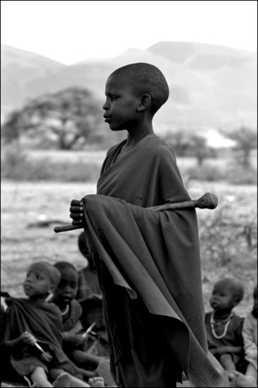 Photographie intitulée "Jeune Masaï" par Henri Remi, Œuvre d'art originale