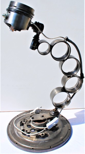 Sculpture intitulée "lampe piston" par Henri Gutierrez, Œuvre d'art originale, Métaux