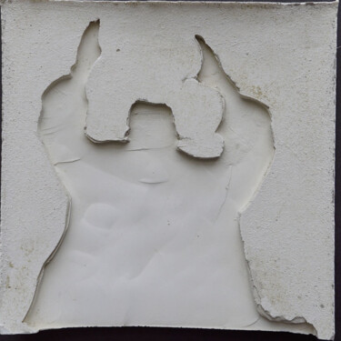 Skulptur mit dem Titel "les ombres (R3)" von Henry Pouillon, Original-Kunstwerk, Zement