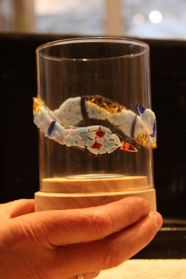 Artisanat intitulée "verres translucides…" par Jeannie Herviou-Derrien, Œuvre d'art originale