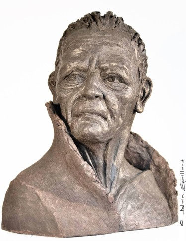 Sculpture titled "L Homme au manteau" by Helene Gobin Langlais, Original Artwork, Terra cotta