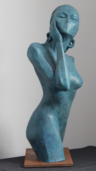 Sculpture intitulée "Douce" par Helene Gobin Langlais, Œuvre d'art originale, Terre cuite