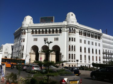 Photographie intitulée "Alger grande poste" par Hocine Ali Benali, Œuvre d'art originale