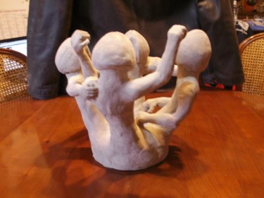 Sculpture intitulée "les tuuuut copains" par Hoedic, Œuvre d'art originale