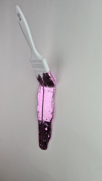 Sculpture intitulée "Brush White Violet" par Santicri, Œuvre d'art originale, Résine Monté sur Autre panneau rigide