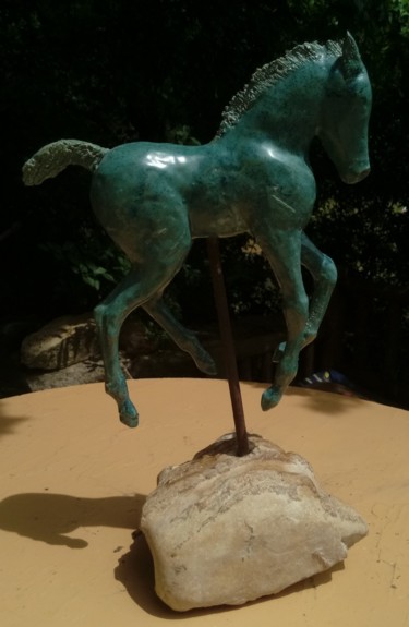 Sculpture intitulée "Poulain 1 sculpture" par Hélène Jeannin, Œuvre d'art originale, Céramique