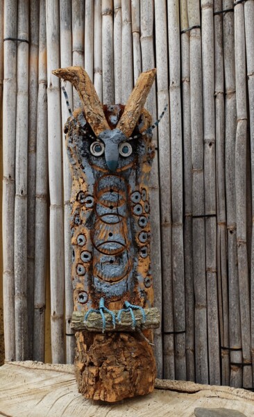 Escultura titulada "indian  owl" por Horst Weichbrodt, Obra de arte original, Acrílico